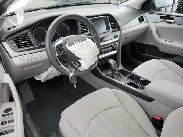 5NPE24AFXKH819730 2019 HYUNDAI SONATA - Image 8