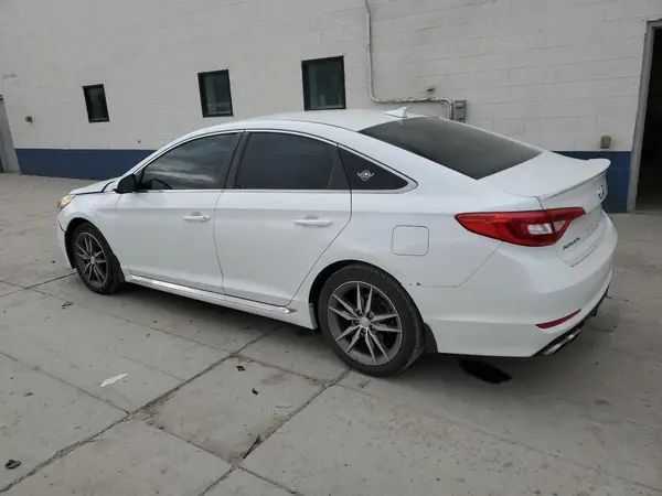 5NPE34AB0HH447639 2017 HYUNDAI SONATA - Image 2