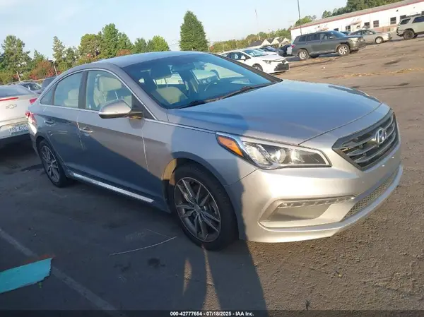 5NPE34AB0HH509878 2017 HYUNDAI SONATA - Image 1