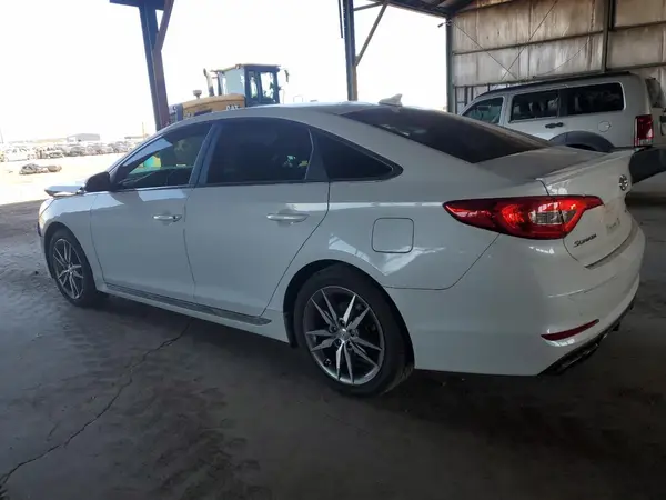 5NPE34AB0HH526731 2017 HYUNDAI SONATA - Image 2