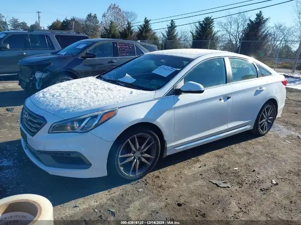 5NPE34AB0HH577596 2017 HYUNDAI SONATA - Image 2