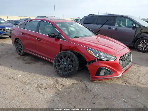 5NPE34AB0JH639195 2018 HYUNDAI SONATA - Image 1