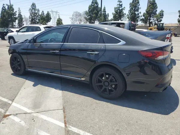 5NPE34AB0JH685741 2018 HYUNDAI SONATA - Image 2