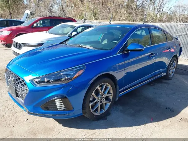 5NPE34AB0JH693015 2018 HYUNDAI SONATA - Image 2