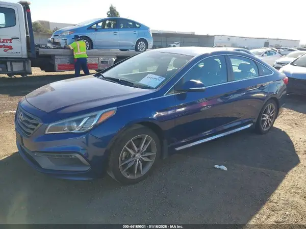 5NPE34AB1HH510716 2017 HYUNDAI SONATA - Image 2