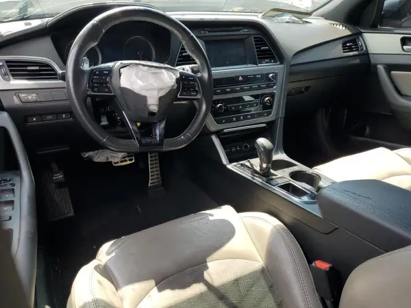 5NPE34AB1HH525880 2017 HYUNDAI SONATA - Image 8