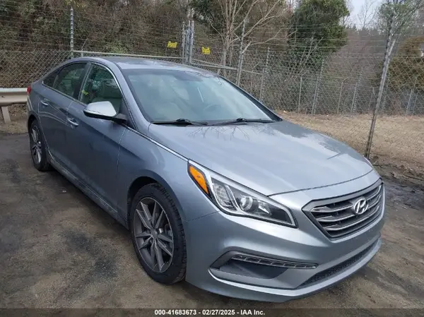 5NPE34AB1HH537012 2017 HYUNDAI SONATA - Image 1