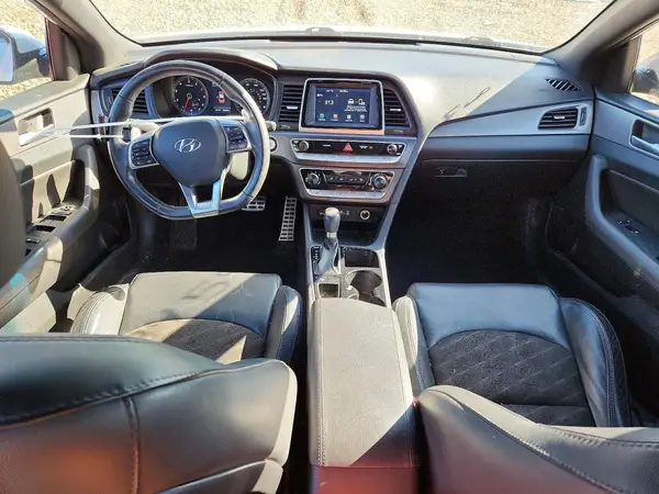 5NPE34AB1JH673677 2018 HYUNDAI SONATA - Image 8