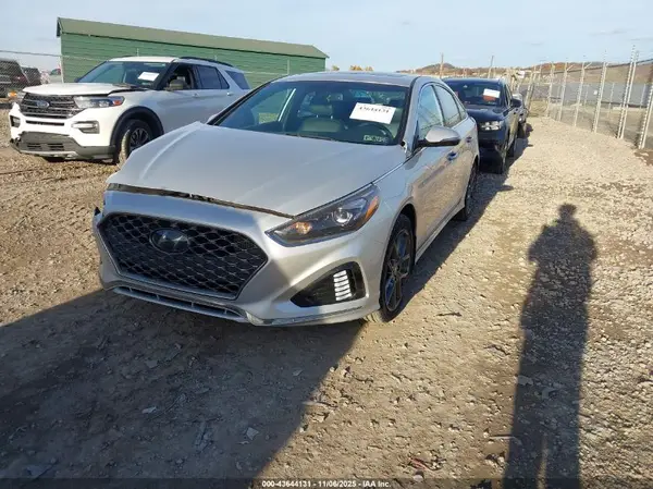 5NPE34AB1JH683030 2018 HYUNDAI SONATA - Image 2
