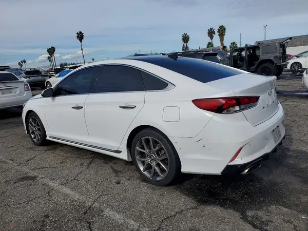 5NPE34AB1JH706855 2018 HYUNDAI SONATA - Image 2