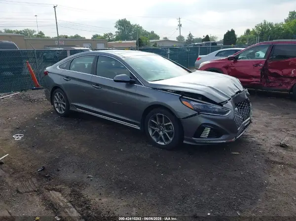 5NPE34AB1KH752882 2019 HYUNDAI SONATA - Image 1