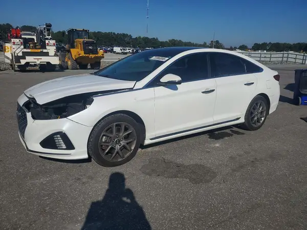 5NPE34AB1KH775157 2019 HYUNDAI SONATA - Image 1