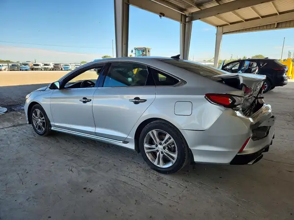 5NPE34AB1KH799992 2019 HYUNDAI SONATA - Image 2