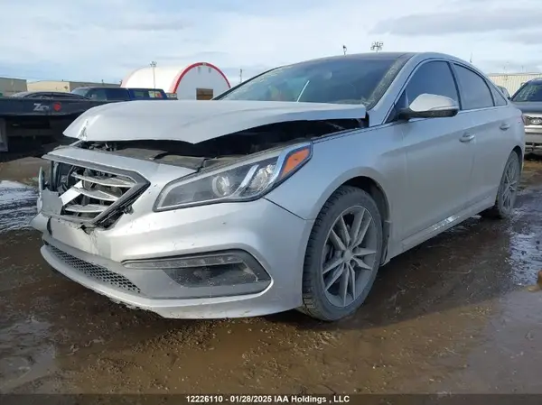 5NPE34AB2HH488984 2017 HYUNDAI SONATA - Image 2