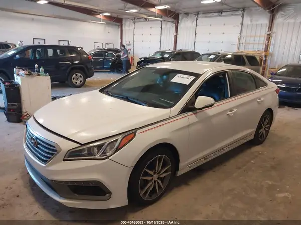 5NPE34AB2HH499497 2017 HYUNDAI SONATA - Image 2