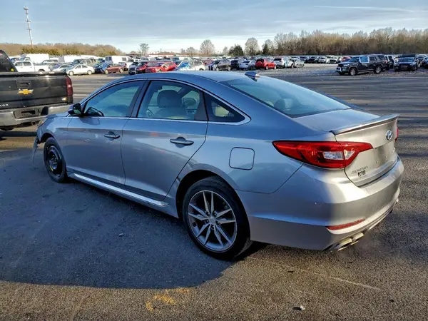 5NPE34AB2HH509641 2017 HYUNDAI SONATA - Image 2