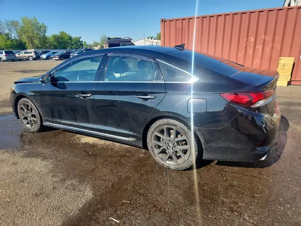 5NPE34AB2JH658945 2018 HYUNDAI SONATA - Image 2