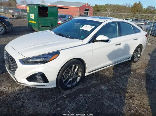 5NPE34AB2JH688463 2018 HYUNDAI SONATA - Image 2