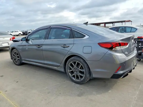 5NPE34AB2JH720151 2018 HYUNDAI SONATA - Image 2