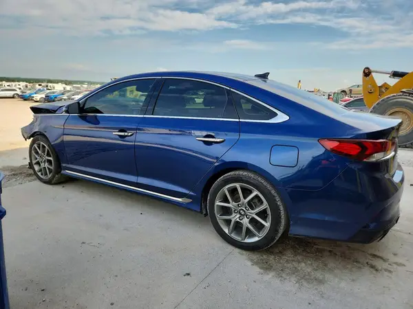5NPE34AB2JH723017 2018 HYUNDAI SONATA - Image 2