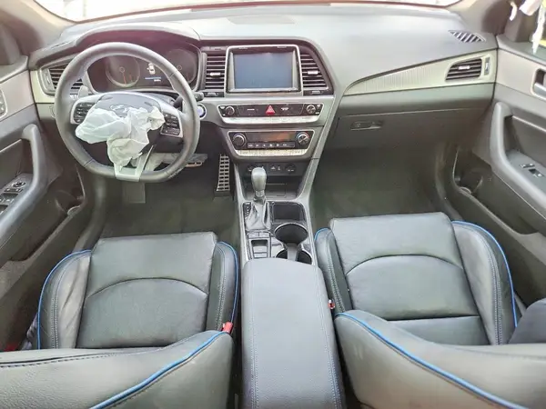 5NPE34AB2JH723017 2018 HYUNDAI SONATA - Image 8