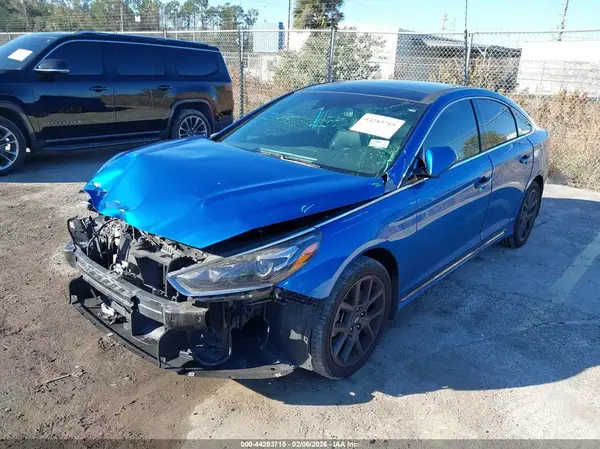 5NPE34AB2JH724121 2018 HYUNDAI SONATA - Image 2