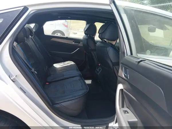 5NPE34AB2KH745701 2019 HYUNDAI SONATA - Image 8