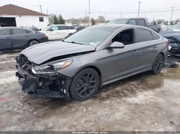 5NPE34AB2KH821580 2019 HYUNDAI SONATA - Image 2