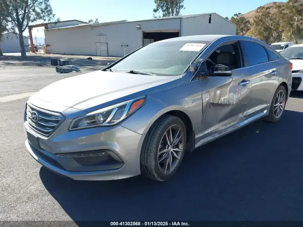 5NPE34AB3GH402113 2016 HYUNDAI SONATA - Image 2