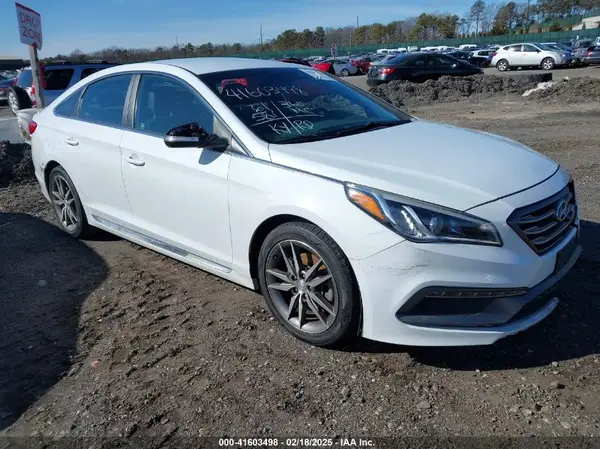 5NPE34AB3HH550120 2017 HYUNDAI SONATA - Image 1