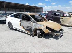 5NPE34AB3JH663894 2018 HYUNDAI SONATA