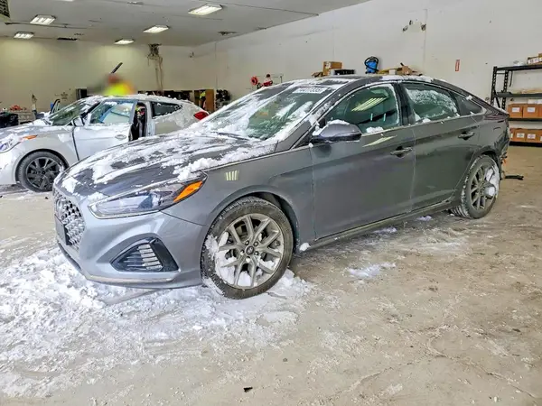5NPE34AB3JH727447 2018 HYUNDAI SONATA - Image 1