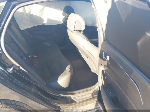 5NPE34AB4HH498044 2017 HYUNDAI SONATA - Image 8