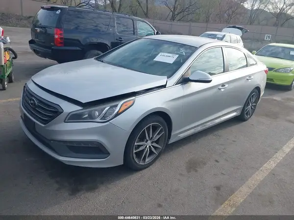 5NPE34AB4HH508040 2017 HYUNDAI SONATA - Image 2