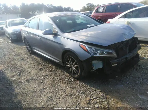 5NPE34AB4HH519636 2017 HYUNDAI SONATA - Image 1
