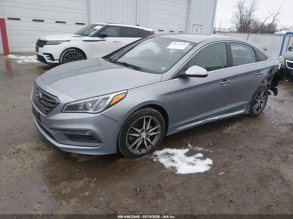 5NPE34AB4HH555486 2017 HYUNDAI SONATA - Image 2