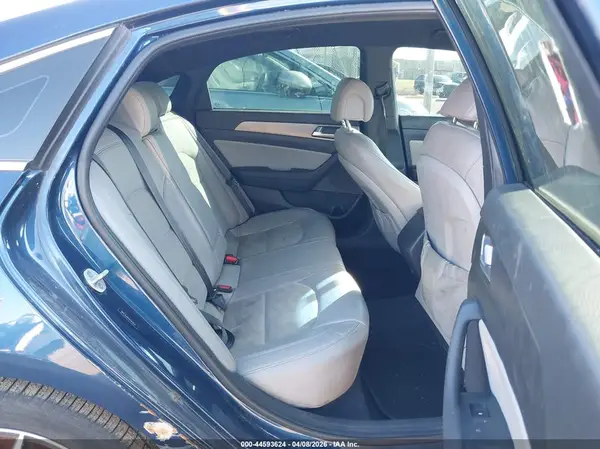 5NPE34AB4HH563524 2017 HYUNDAI SONATA - Image 8