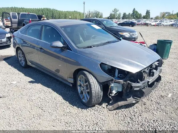 5NPE34AB4JH626045 2018 HYUNDAI SONATA - Image 1