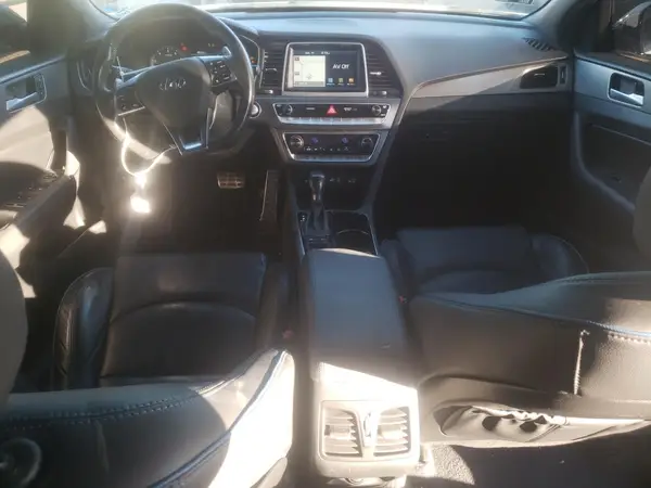 5NPE34AB4JH658087 2018 HYUNDAI SONATA - Image 8