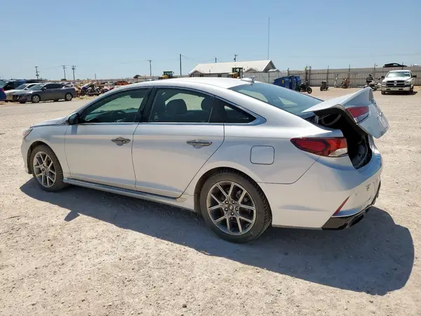 5NPE34AB4JH665041 2018 HYUNDAI SONATA - Image 2
