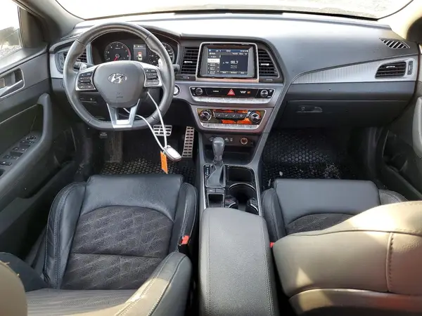 5NPE34AB4JH679537 2018 HYUNDAI SONATA - Image 8