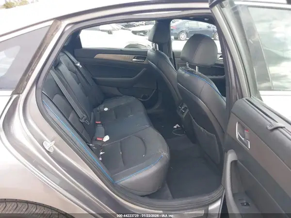5NPE34AB4JH706252 2018 HYUNDAI SONATA - Image 8