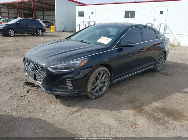 5NPE34AB4JH712438 2018 HYUNDAI SONATA - Image 2