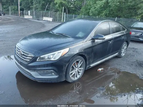 5NPE34AB5HH446888 2017 HYUNDAI SONATA - Image 2