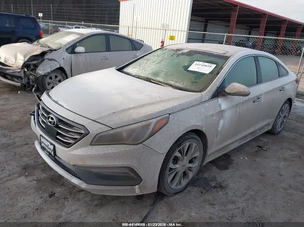 5NPE34AB5HH468423 2017 HYUNDAI SONATA - Image 2