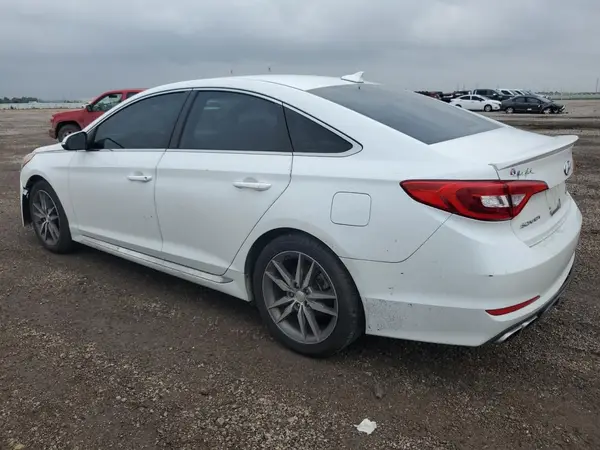 5NPE34AB5HH556551 2017 HYUNDAI SONATA - Image 2