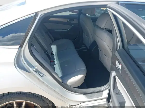 5NPE34AB5HH559661 2017 HYUNDAI SONATA - Image 8
