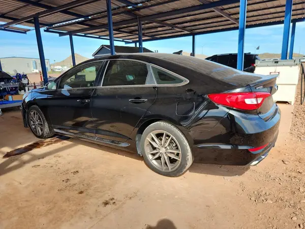 5NPE34AB5HH592871 2017 HYUNDAI SONATA - Image 2