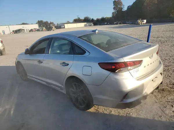 5NPE34AB5JH610923 2018 HYUNDAI SONATA - Image 2