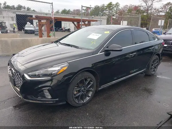 5NPE34AB5JH659832 2018 HYUNDAI SONATA - Image 2